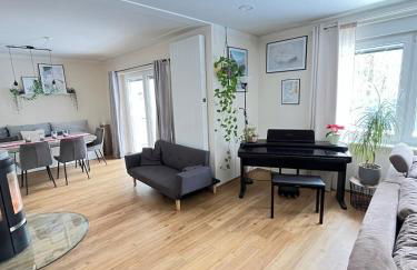 Modernes Haus mit Whirpool, Sauna, Kamin & Piano - Foto 17