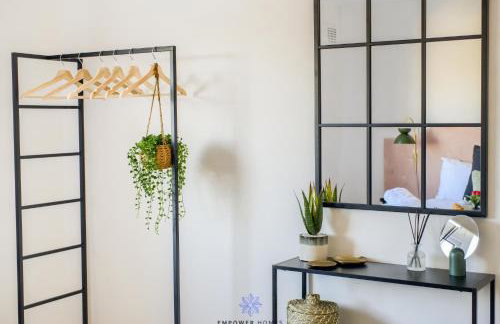 Coventry Spacious Luxury 3 Bed House, Private Parking, Sleeps 8, by EMPOWER HOMES - Foto 19