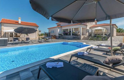 Amazing Home In Sukosan With Wifi - Foto 13