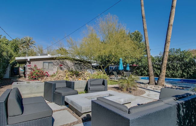 Mid-century Modern W/backyard Oasis, Putting Green - Foto 48