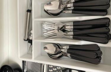 Exclusive 1 and 2 Bedroom Flats only 0,5 miles aw - Foto 28