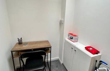 Charming 2 bedroom flat in Basingstoke centre - Foto 12