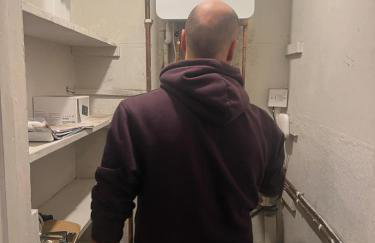 One Bedroom Apartment in Gorgie with new central heating system - Foto 13