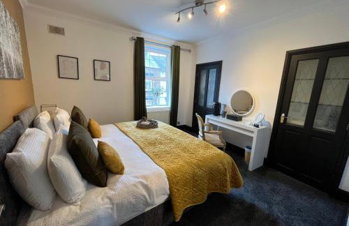 Contemporary & Chic inner terrace 5 mins from Barnsley town centre - Foto 8