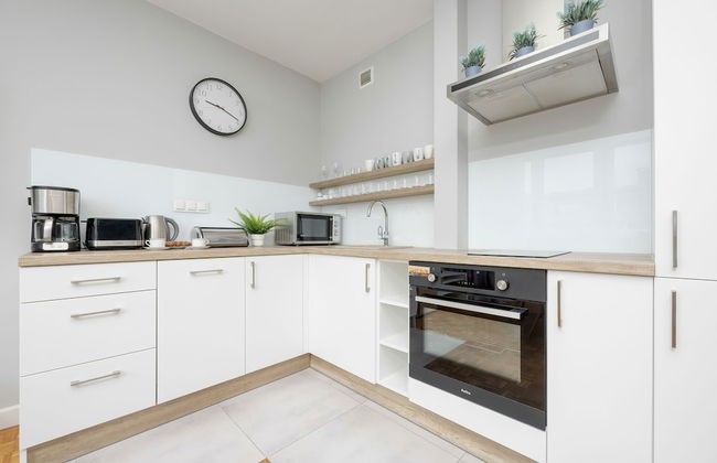 Unique Bright Apartment by Renters - Photo 19