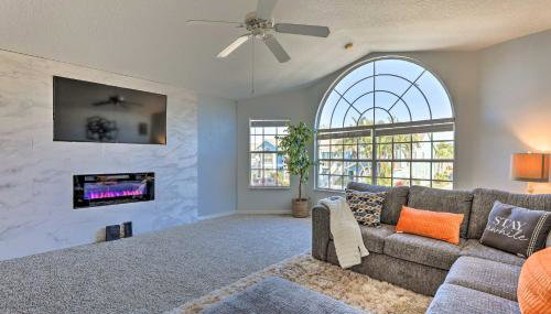 Less Than 8 Mi to Disney Getaway with Deck in Kissimmee! - Foto 3