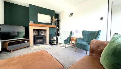 Peak District Getaway Retreat! The most Stunning Garden Views - Firepit - Brand newly refurbished - Perfect for friends & family getaways - Foto 3