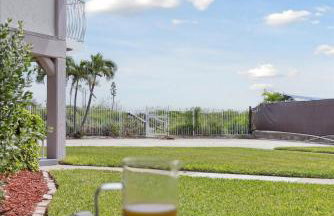 Ola Grande - Beachside Condos with Pool next to Cocoa Beach Pier - Photo 32
