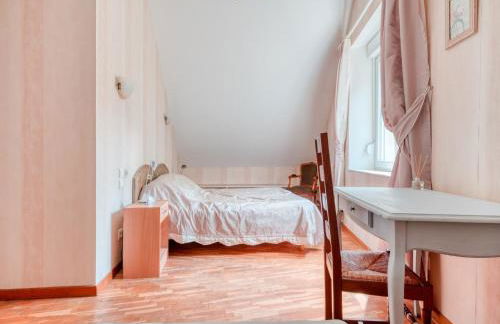 Farmhouse in Boncourt with Private Garden - Foto 22