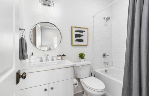 TWO Neighboring Homes Sleeps 24 Walk to 12 South - Foto 21