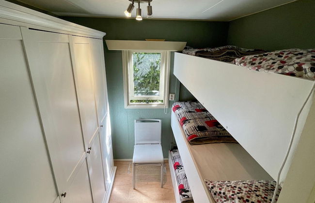 Uden Chalet With Scenic Terrace - Photo 4