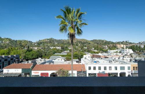 Snazzy 3BR Apt Hollywood with Pool & Spa - Foto 7