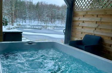 Osada Skoczkowo komfortowe domki z prywatnymi wannami hot-tub nad jeziorem- sauna- balia- prywatny staw wędkarski - Foto 52