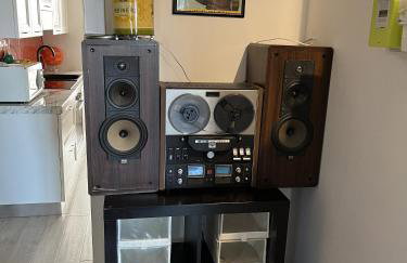 Grand F2 60mq centre Antibes, proche plages, commerces, 2 balcons, parking, train, bus, deco vintage, pet friendly - Foto 41