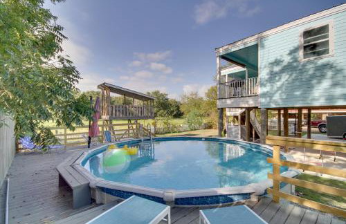 Sunny Waveland Home Rental with Pool Walk to Beach! - Foto 2