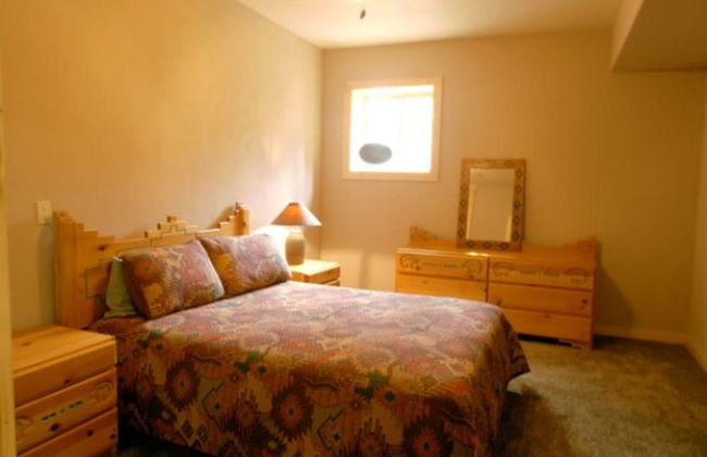 Country Club Homes - Photo 40