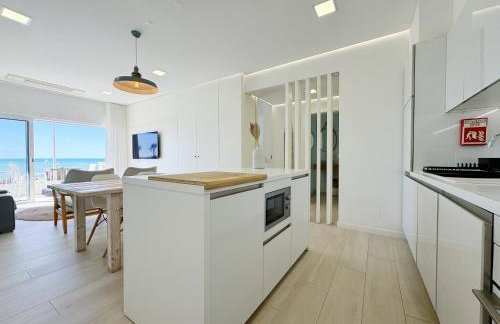 Seafront Apartment in Quarteira - Foto 6