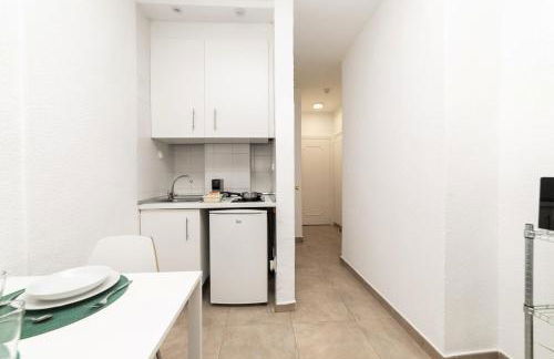 Classy VIII - Ferga Suites - Photo 16