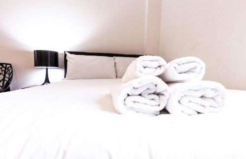 Stunning Centrally Located Studio Apt - Foto 12