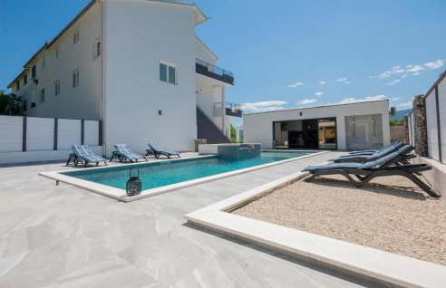 Awesome Home In Veliki Prolog - Foto 1