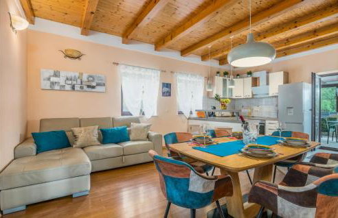 Lovely Home In Lakmartin - Photo 3