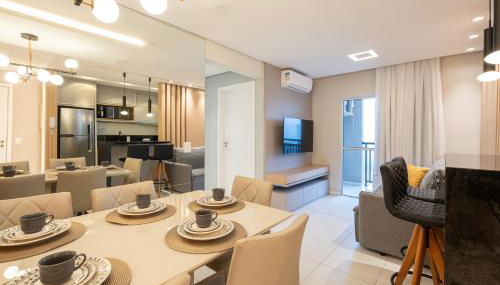 Apartamentos em Bal Piçarras 150 M DA PRAIA com SACADA, WI-FI, PISCINA, PORTARIA 24h, PLAYGROUND e vaga de GARAGEM - Foto 3