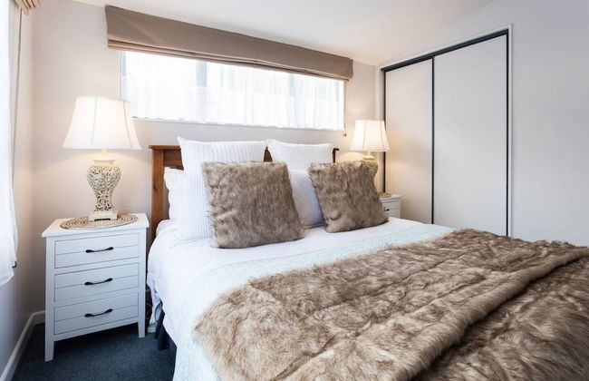 Lake Edge Family Cottage Panoramic View - Foto 8