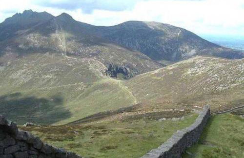 Moneydarragh Cottage with uninterrupted mountain and sea views- Hot tub available for hire at extra cost - Photo 35