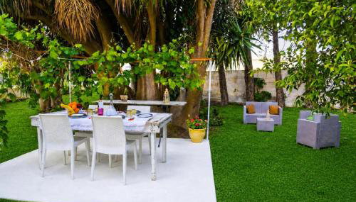 Dimora San Pancrazio - Villa with Garden & Parking - Happy Rentals - Foto 2