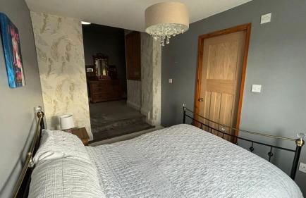 Two bedroomed Cosy cottage close to Wakefield and motorway networks Ideal for long stays and contractors - Foto 27