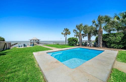 Bayfront Home with Private Pool, Pier, and Firepit - Foto 27