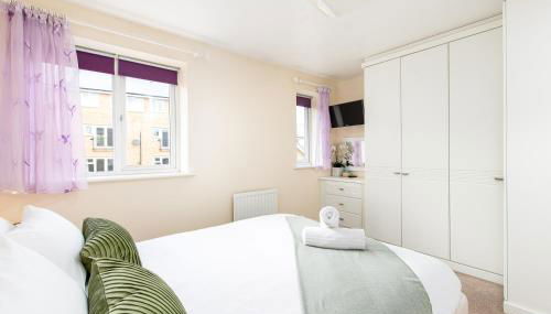 New Modern and Quiet 2Bed House by FabAccommodation - Foto 5