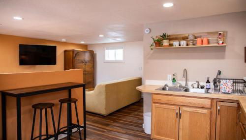 Helper Apartment - Photo 2