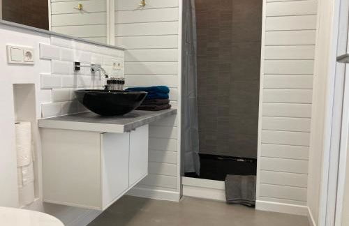 Living at Saarpartments - AdultsOnly - Business & Holiday Homes with Kitchen for Long- and Short Term stay, 3 min to St Johanner Markt and Points of Interest - Foto 11