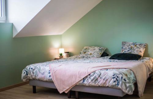 Longère rénovée avec charme, 5 chambres, grand jardin, proche du village, idéale pour 15 pers. - FR-1-410-355 - Foto 22