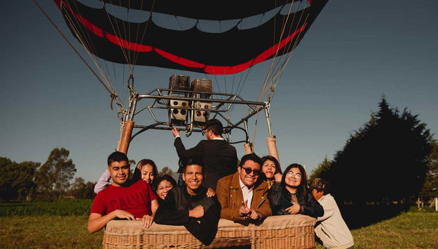 Paseo privado en globo por Huamantla - Foto 5, Subidos a la cesta del globo