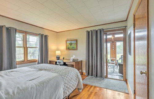 Tasteful Country Home on 5 Acres about 3 Mi to Lake! - Foto 20