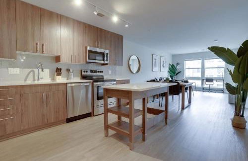 Charming Condo with Nice Amenities at Alexandria - Foto 2