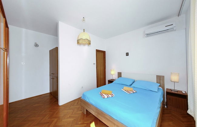 Apartment Markulin / Four Bedrooms A1 - Photo 2