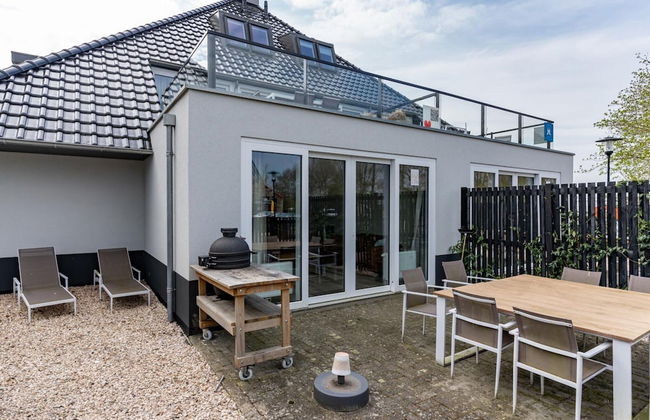 Holiday Home in Sneek With Waterfront Jetty - Foto 27