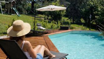 Domaine le Manoir, gîtes de charme et de caractère avec piscines privatisées et spa nordique - Foto 5, sunbed