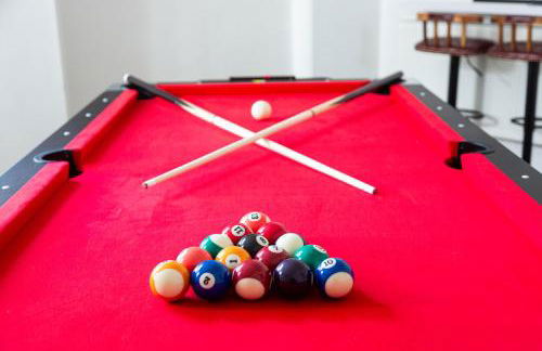 5 Bed Seaside Property with Garden , Parking and Games Room - Foto 14