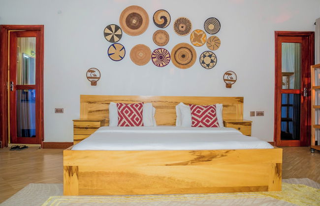 Shose Farmhouse Chalets & Campsite - Photo 6