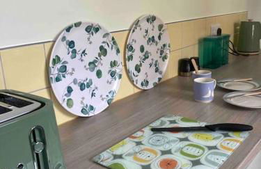 Spacious Semi-detached Southsea House, Free Parking On Drive - Photo 59