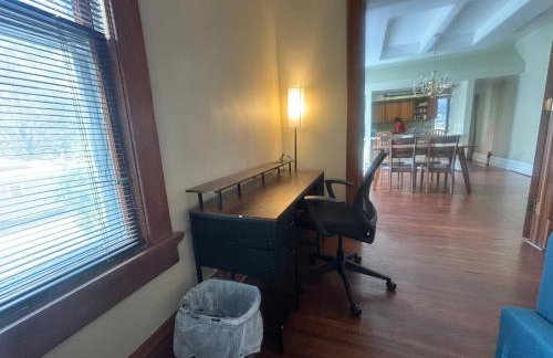 2BR 1st floor suite close to ISU - Foto 2