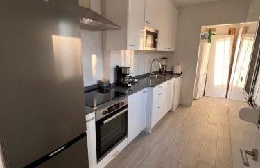 Ático De Lujo 140m2 con Terraza en el Centro, junto a la playa, restaurantes y chiringuitos en Punta Umbría - 10 Personas - Foto 15