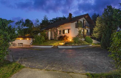 Villa Bella, villa with heated Pool - Foto 45