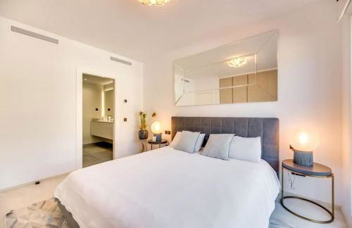 Luxury 5-Bedroom Townhouse in Puente Romano - Foto 21