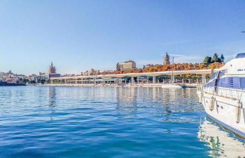 2 Bedroom Lovely Home In Málaga - Photo 25