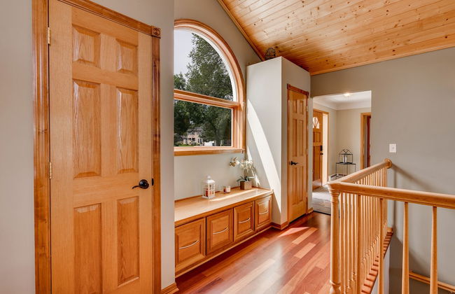 Manor on the River - Whole House - Photo 2